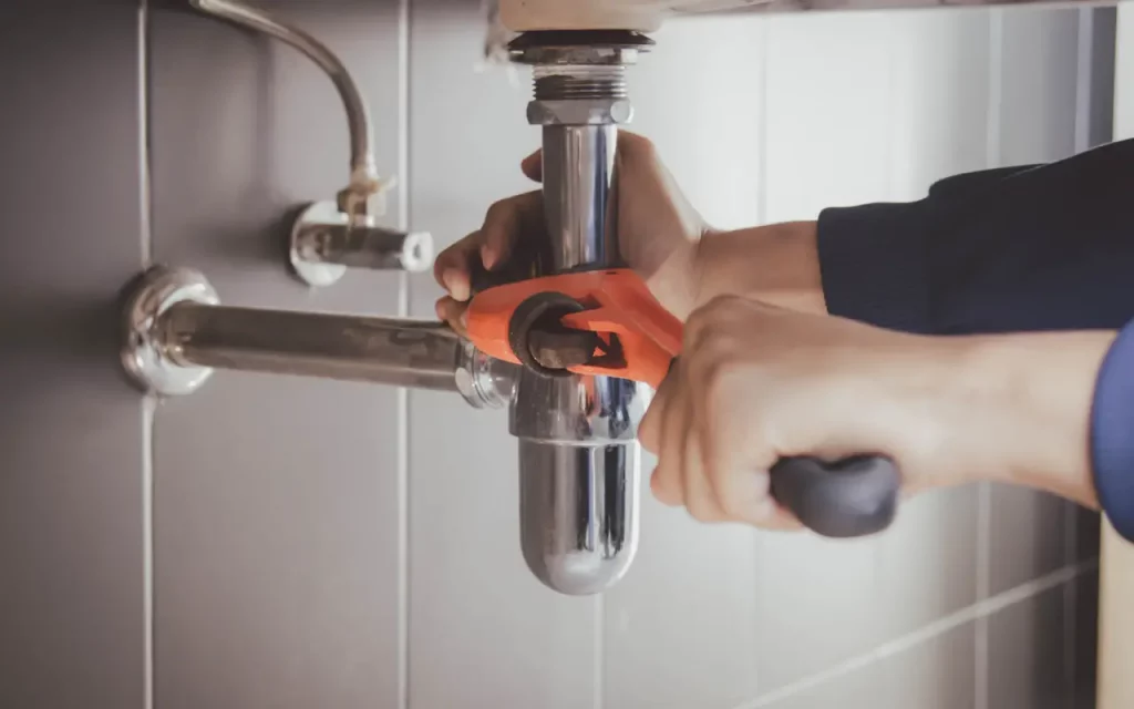 Plombier à Fréjus et Saint-Raphaël : Installation et dépannage 7j/7